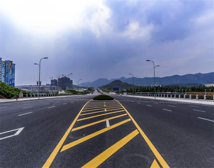 河南熱熔標(biāo)線涂料案例